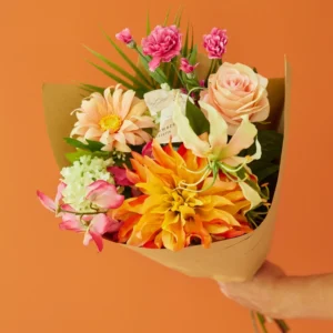 Blumenstrauss Blütenpoesie künstlich